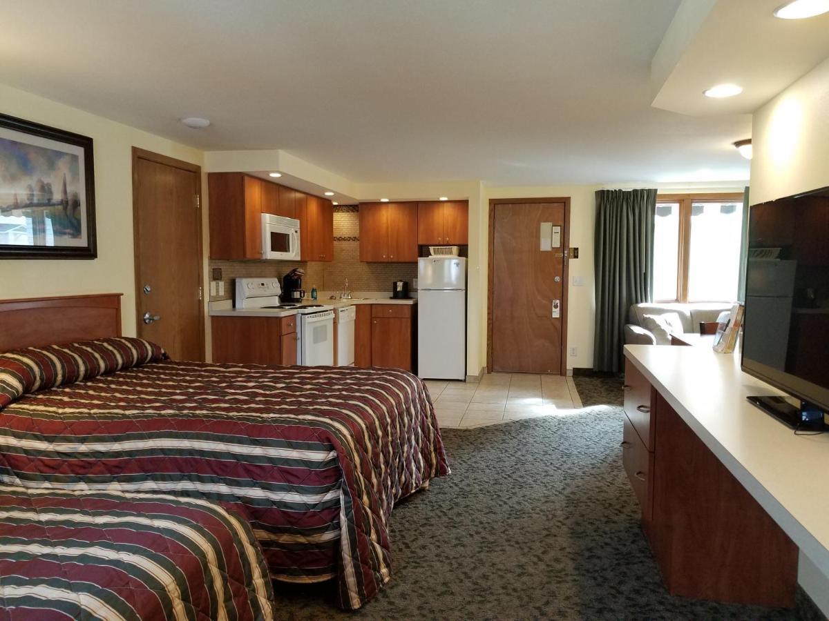 Black Hawk Motel & Suites Уисконсин Делс Екстериор снимка