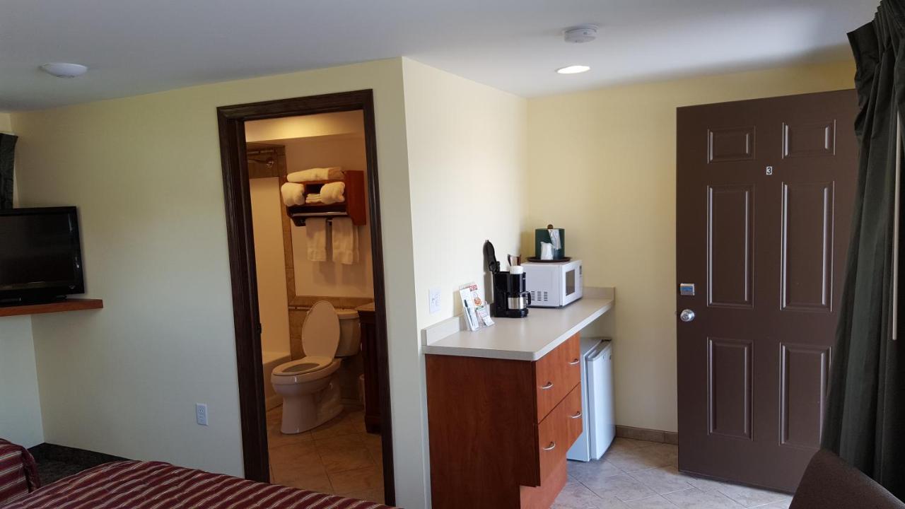 Black Hawk Motel & Suites Уисконсин Делс Екстериор снимка