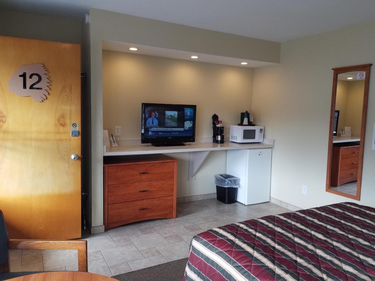 Black Hawk Motel & Suites Уисконсин Делс Екстериор снимка