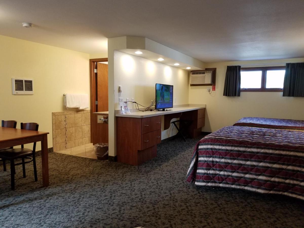 Black Hawk Motel & Suites Уисконсин Делс Екстериор снимка