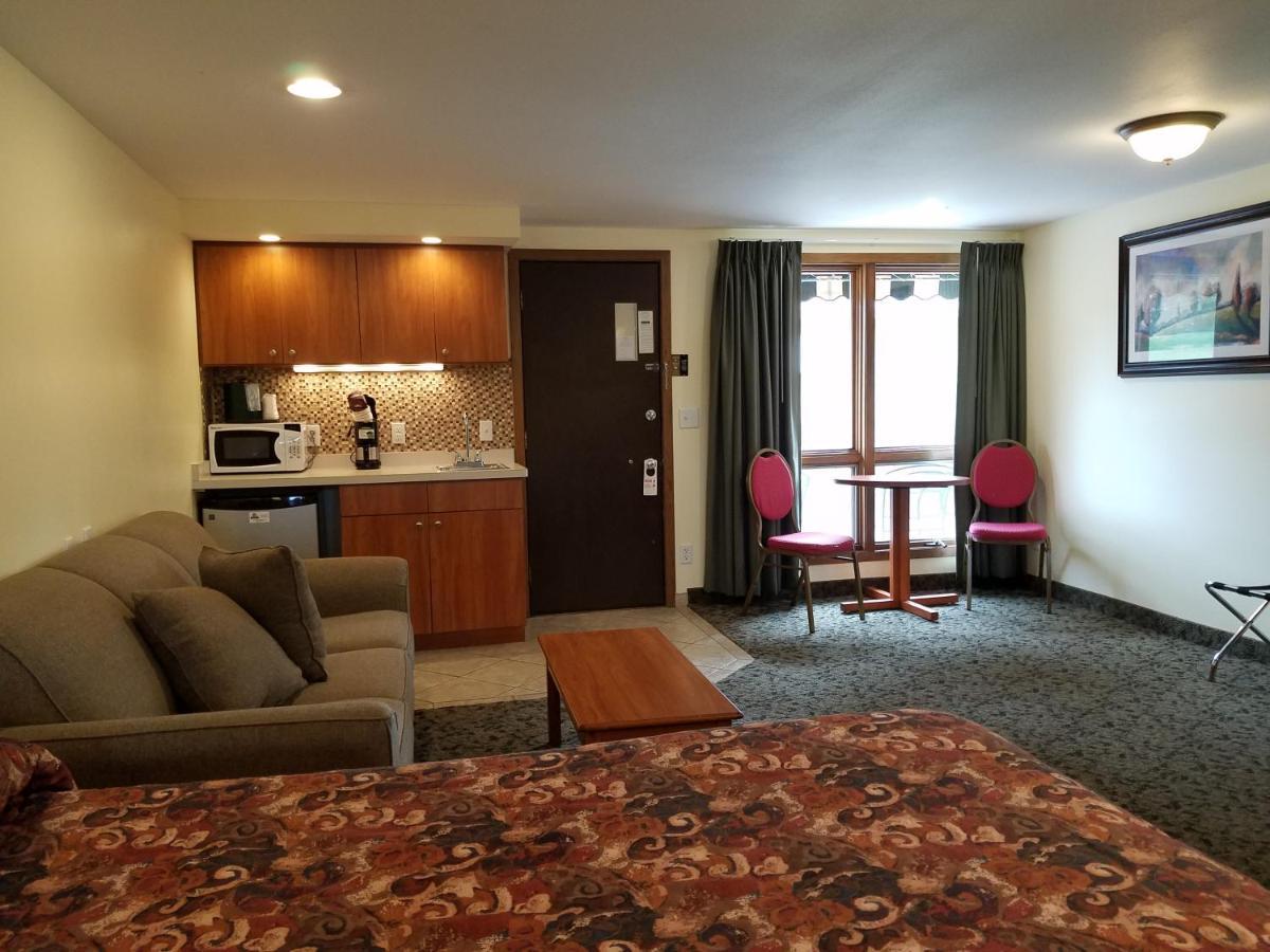 Black Hawk Motel & Suites Уисконсин Делс Екстериор снимка