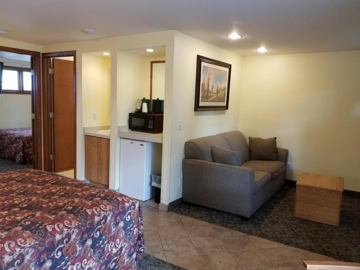Black Hawk Motel & Suites Уисконсин Делс Екстериор снимка