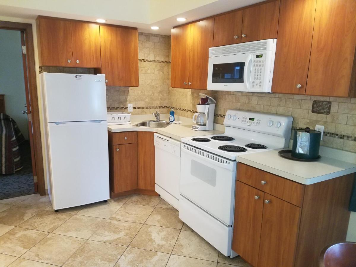Black Hawk Motel & Suites Уисконсин Делс Екстериор снимка