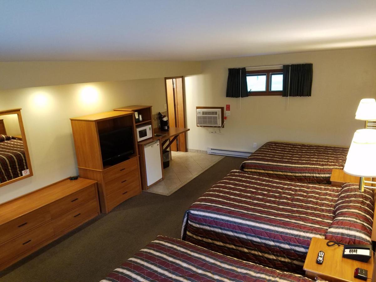Black Hawk Motel & Suites Уисконсин Делс Екстериор снимка
