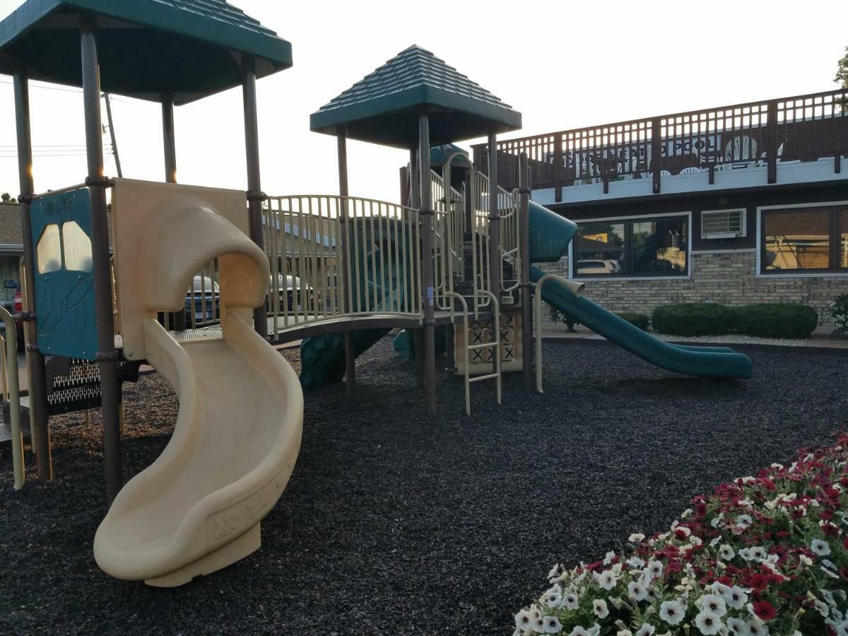 Black Hawk Motel & Suites Уисконсин Делс Екстериор снимка